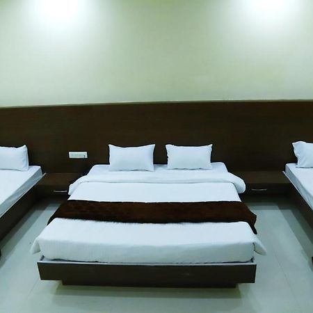 Kanha Hotel And Resort Chittorgarh エクステリア 写真