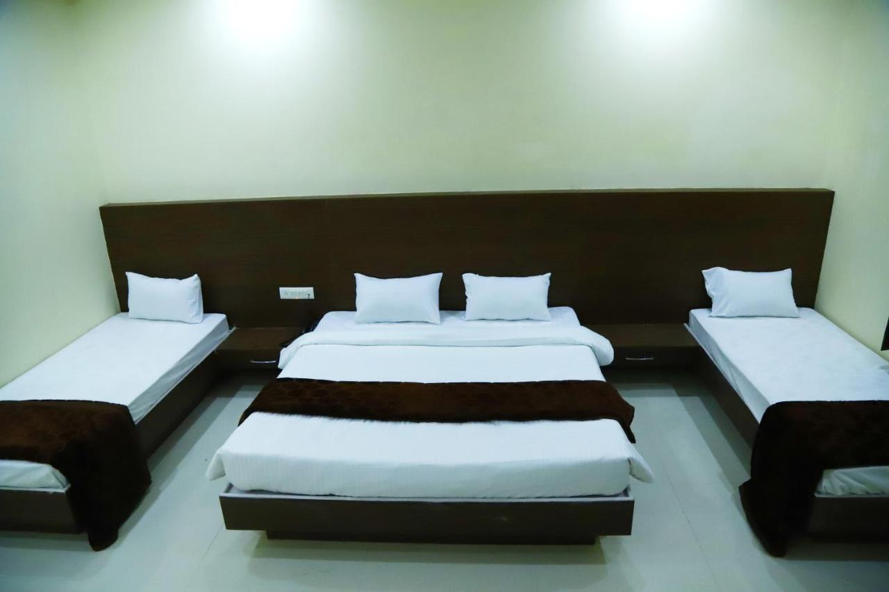 Kanha Hotel And Resort Chittorgarh エクステリア 写真