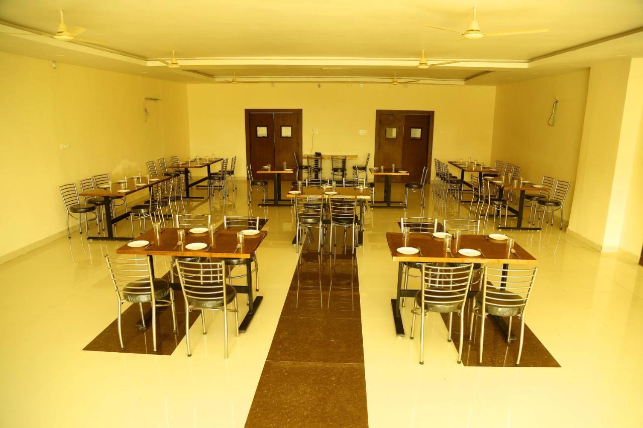 Kanha Hotel And Resort Chittorgarh エクステリア 写真